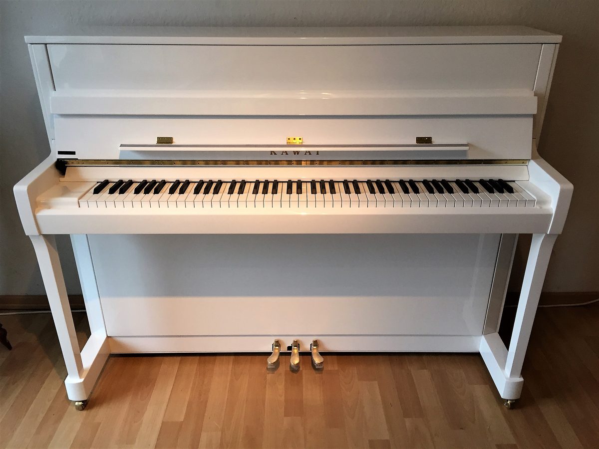 Kawai K-200 – Foto 1